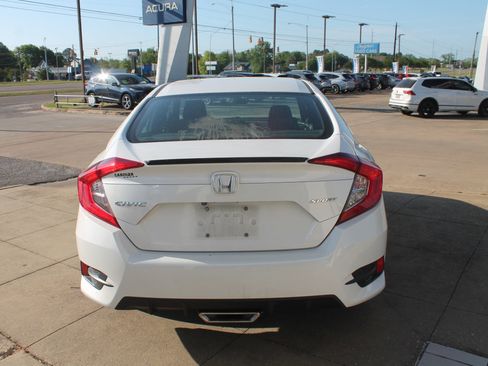 Used 2019 Honda Civic Sport image 5