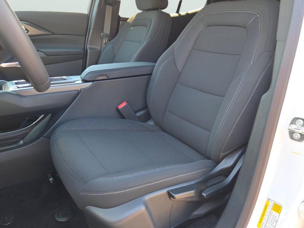 New 2026 Chevrolet Equinox EV LT FWD image 27