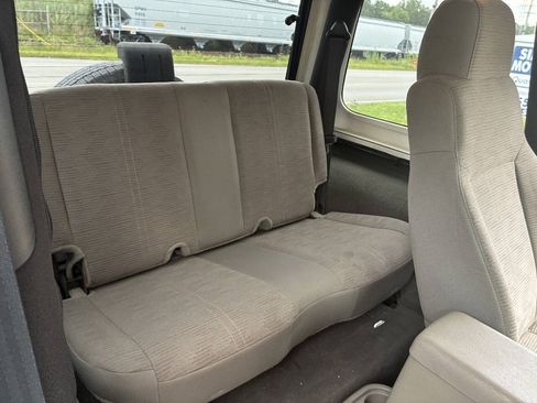 Used 2003 Jeep Wrangler X AWD/4WD image 8