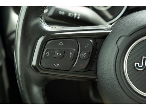 Used 2022 Jeep Wrangler Unlimited Sport AWD/4WD image 17