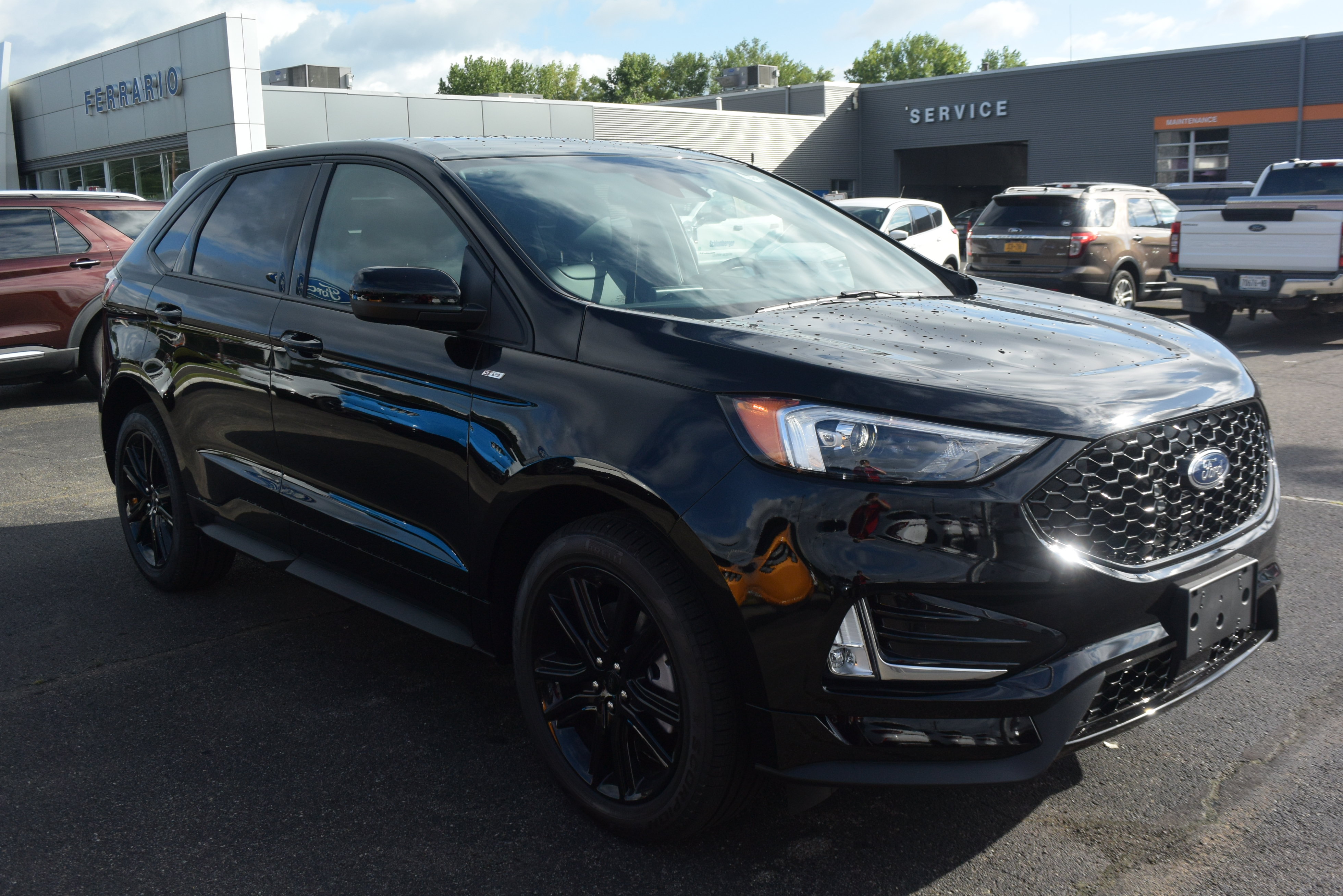 Used 2024 Ford Edge ST-Line AWD/4WD image 1