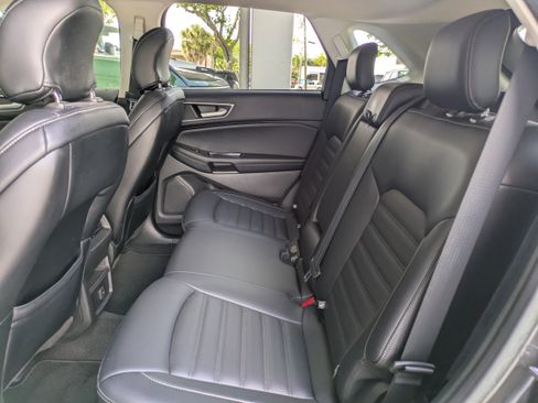 Used 2019 Ford Edge SEL w/ Equipment Group 201A FWD image 14
