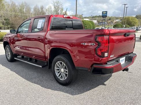 Certified 2025 Chevrolet Colorado LT w/ Advanced Trailering Package AWD/4WD image 9