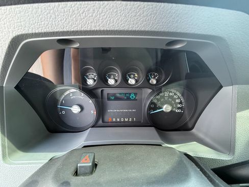 Used 2012 Ford F350 XLT w/ XLT Interior Pkg AWD/4WD image 17