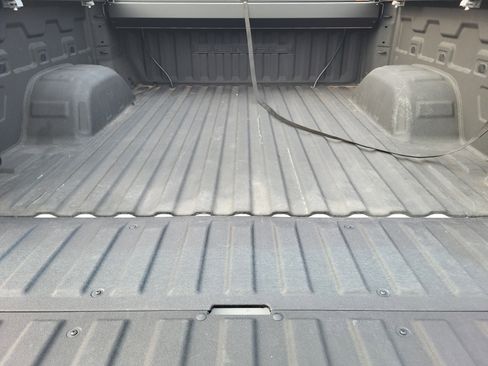 Used 2024 GMC Sierra 1500 Denali w/ Denali Reserve Package image 12