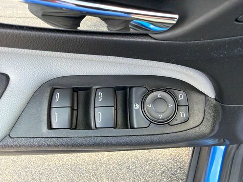 Used 2024 Chevrolet Equinox LS w/ LS Convenience Package FWD image 13