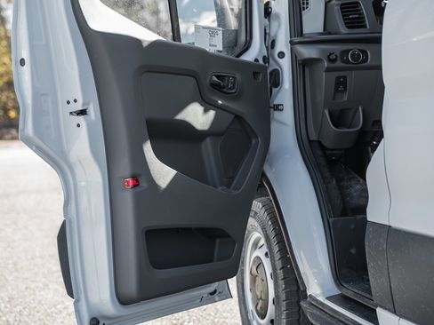 New 2026 Ford Transit 250 148 Medium Roof w/ Load Area Protection Package image 36