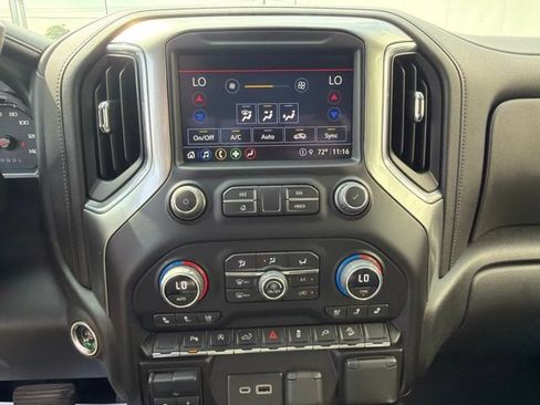 Certified 2022 Chevrolet Silverado 1500 LTZ AWD/4WD image 22