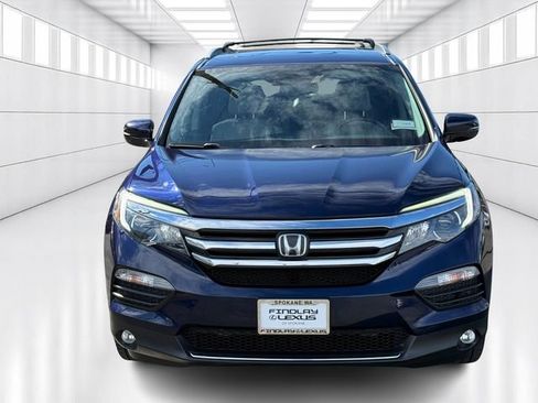 Used 2017 Honda Pilot Elite image 2
