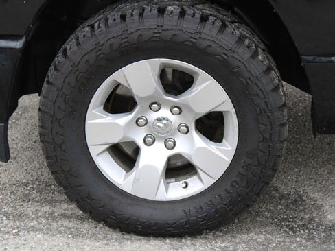 Used 2022 RAM 1500 Big Horn w/ Snow Plow Prep Group image 8