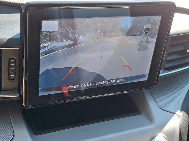 Used 2023 Ford Explorer XLT w/ Equipment Group 202A AWD/4WD image 28