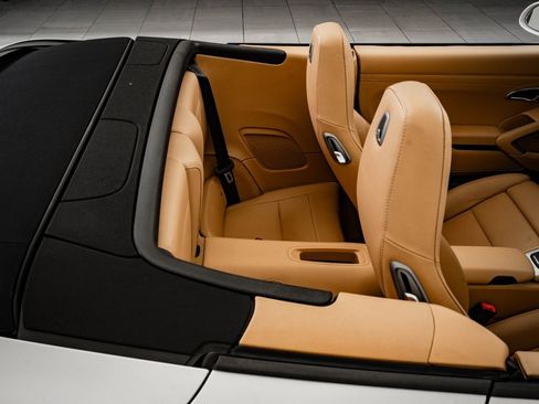 Used 2012 Porsche 911 Carrera S image 19