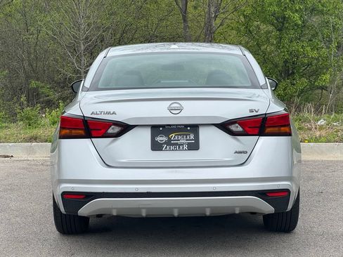Certified 2024 Nissan Altima 2.5 SV AWD/4WD image 5