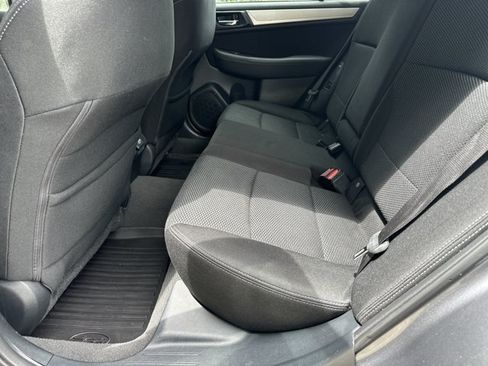 Used 2018 Subaru Outback 2.5i Premium AWD/4WD image 25