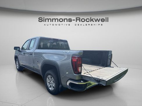 Used 2023 GMC Sierra 1500 Pro AWD/4WD image 3