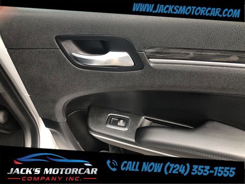 Used 2022 Chrysler 300 Touring w/ Sport Appearance Package image 29