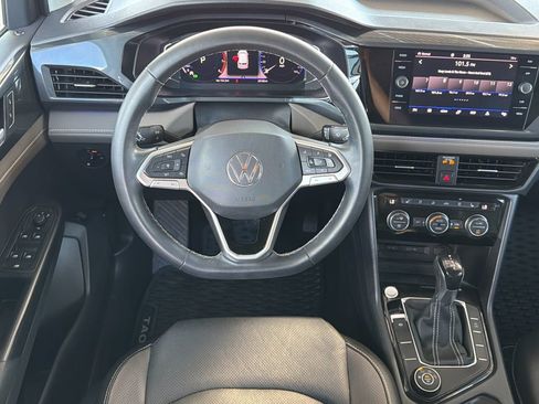 Used 2022 Volkswagen Taos SEL AWD/4WD image 13