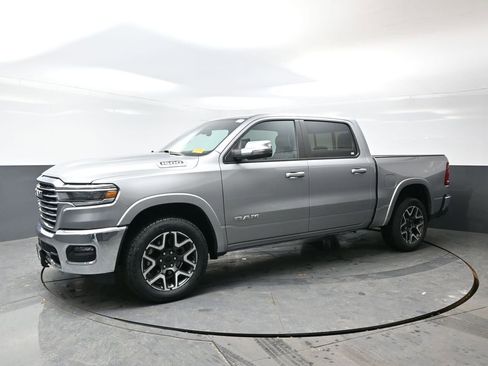 Used 2025 RAM 1500 Laramie image 10