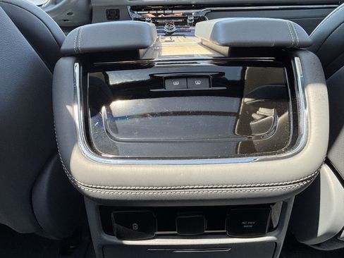 Used 2023 Lincoln Navigator L Black Label AWD/4WD image 46