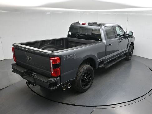 New 2026 Ford F250 Lariat w/ Black Appearance Package image 39