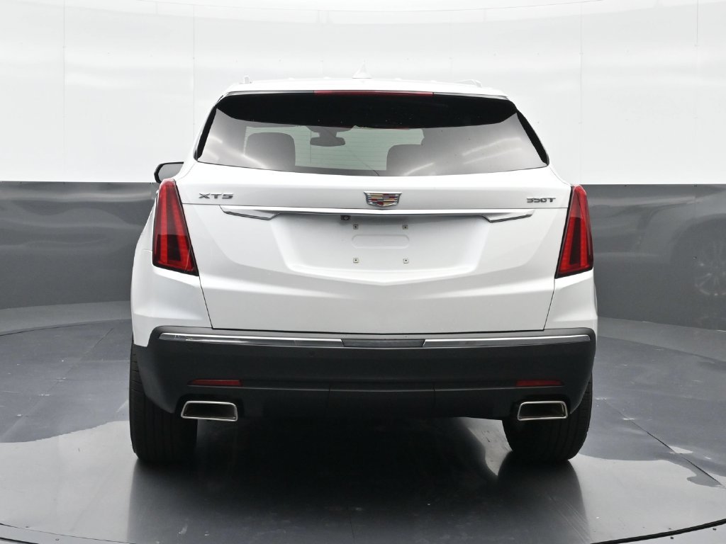 Used 2024 Cadillac XT5 Luxury FWD image 7