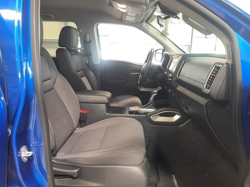 Used 2024 Nissan Frontier SV w/ SV Convenience Package image 20