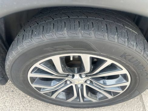 Used 2016 Mitsubishi Outlander SEL AWD/4WD image 3