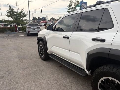 Used 2025 Toyota 4Runner 4WD image 4