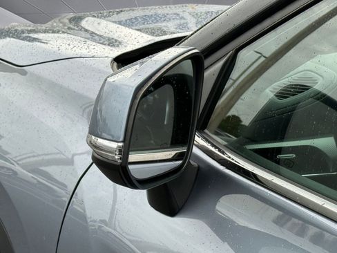 Used 2021 Toyota Highlander Platinum image 23