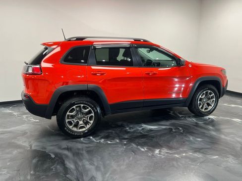 Used 2021 Jeep Cherokee Trailhawk image 21