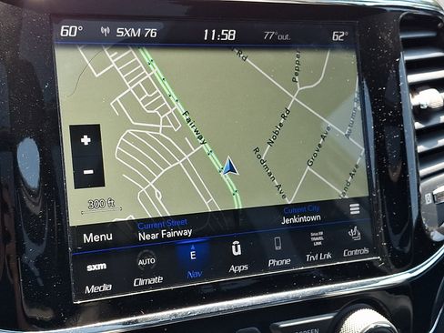 Used 2020 Jeep Grand Cherokee Overland AWD/4WD image 18
