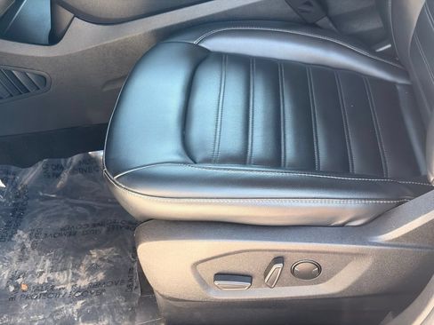 Used 2022 Ford Edge SEL AWD/4WD image 19