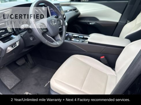 Used 2024 Lexus RX 350 FWD w/ Technology Package image 2