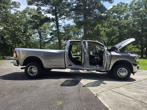 Used 2019 RAM 3500 Tradesman AWD/4WD image 30