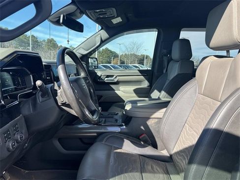 Used 2023 Chevrolet Silverado 1500 ZR2 image 6