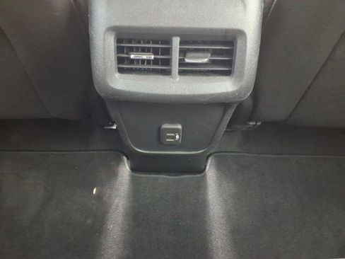Used 2023 Chevrolet Equinox LT w/ Driver Convenience Package AWD/4WD image 20