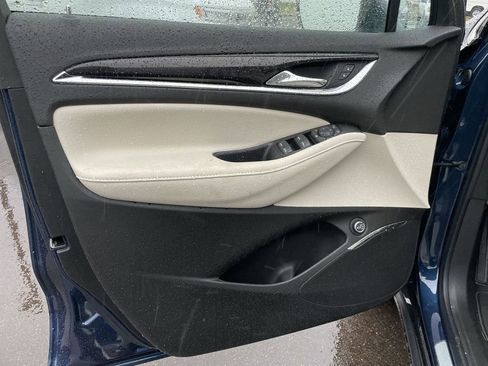 Used 2023 Buick Enclave Essence w/ Experience Buick Package image 23