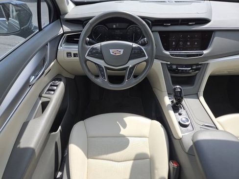 Used 2023 Cadillac XT5 Premium Luxury AWD/4WD image 33
