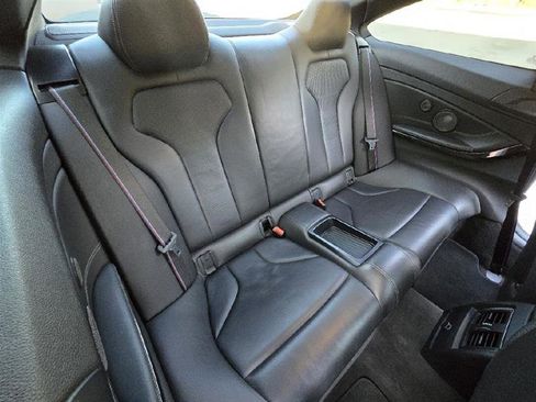 Used 2018 BMW M4 Coupe image 22