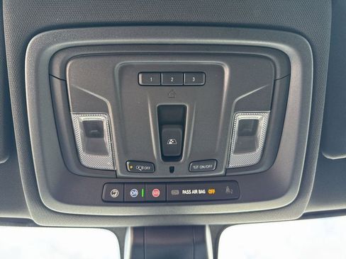 Certified 2021 GMC Sierra 1500 AT4 w/ AT4 Premium Package image 32