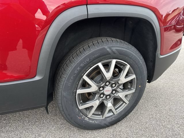 Used 2023 GMC Acadia SLE w/ Driver Convenience Package FWD image 8