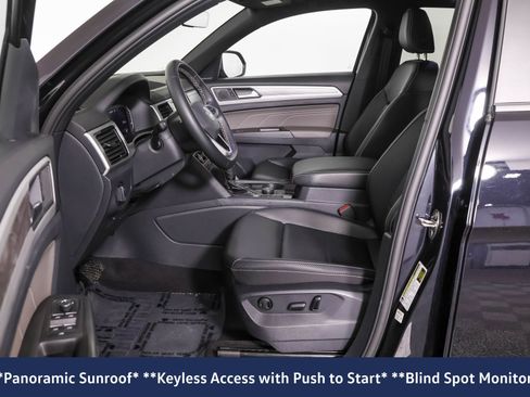 Used 2023 Volkswagen Atlas Cross Sport SE w/ Panoramic Sunroof Package AWD/4WD image 7