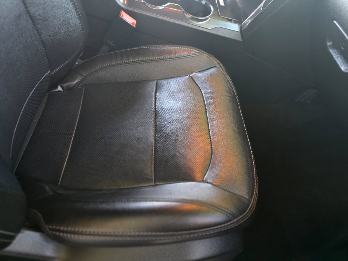 Used 2017 Ford Explorer Limited FWD image 23