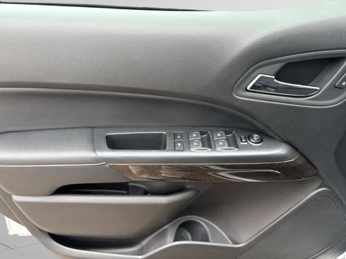 Used 2019 GMC Canyon SLE image 23