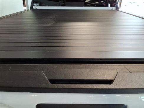 Used 2025 GMC Sierra 2500 AT4 w/ AT4 Premium Plus Package image 8