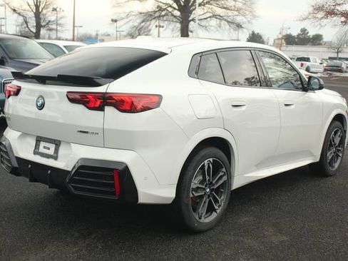 New 2026 BMW X2 xDrive28i w/ M Sport Package image 9