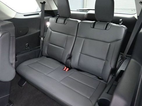 New 2026 Ford Explorer Active w/ Active Comfort Package image 26