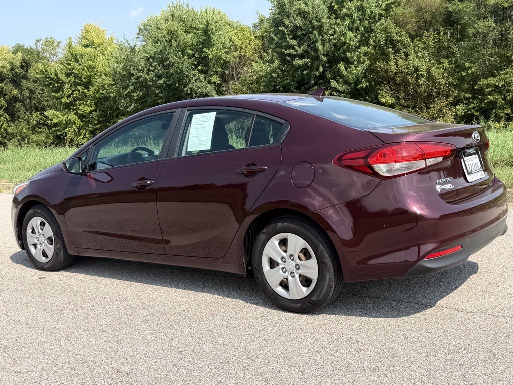 Used 2018 Kia Forte LX w/ LX Rear Camera Package FWD image 10