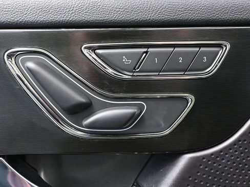 Used 2024 Lincoln Corsair AWD image 20