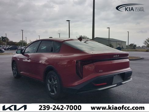 New 2025 Kia K4 LXS image 7